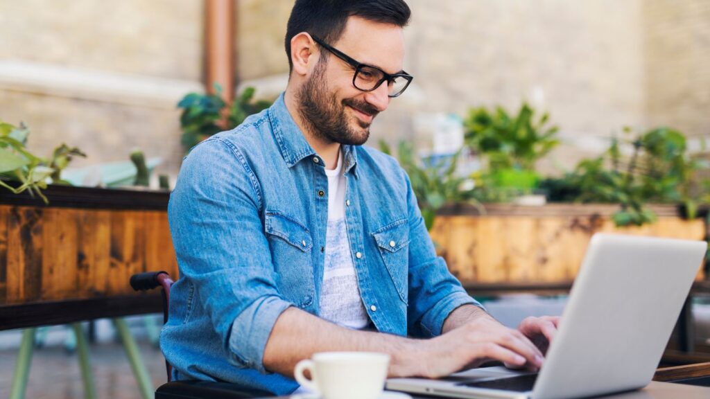 E-Commerce SEO τι είναι; Γιατί είναι κρίσιμο για τα e-shop; bluemind.gr